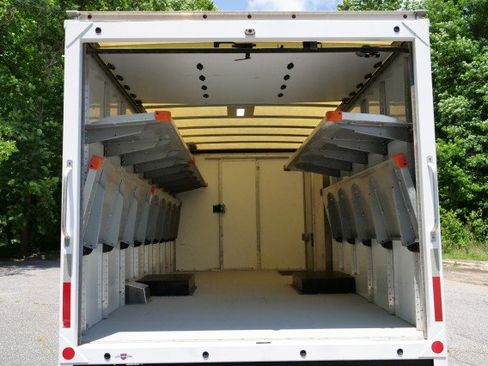 Used 2021 Chevrolet Express 4500 Extended w/ Power Convenience Package RWD image 7