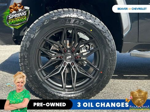 Used 2024 Toyota Tundra SR5 w/ SR5 Premium Package image 10