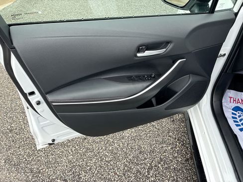 Used 2025 Toyota Corolla SE FWD image 22