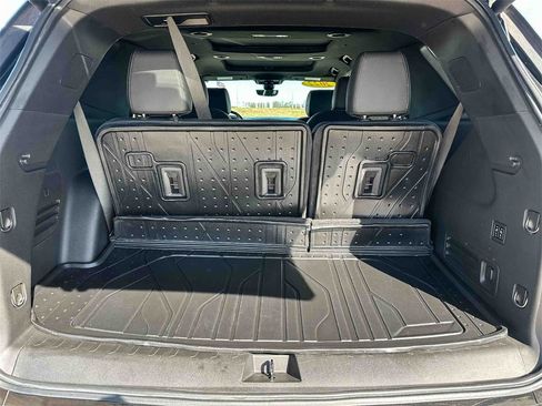 Used 2022 Chevrolet Traverse High Country w/ LPO, Floor Liner Package image 21