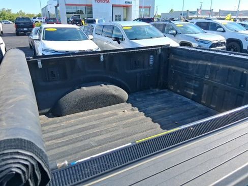 Used 2017 Ford F150 Lariat AWD/4WD image 14