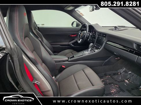 Used 2018 Porsche 911 Carrera T w/ Carrera T Interior Package RWD image 17