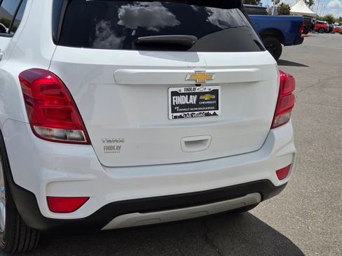 Certified 2022 Chevrolet Trax LT w/ LT Convenience Package FWD image 5