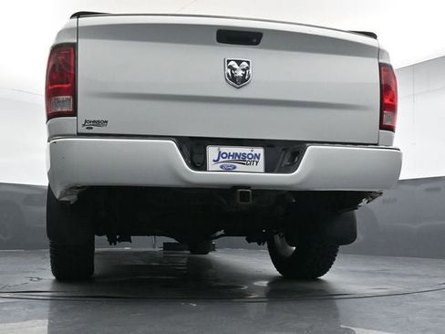 Used 2018 RAM 1500 Express w/ Express Value Package AWD/4WD image 31