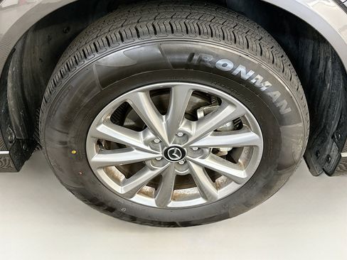 Used 2025 MAZDA CX-5 AWD 2.5 S w/ Preferred Package image 11