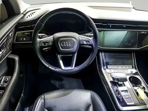 Used 2023 Audi Q7 3.0T Premium w/ Convenience Package AWD/4WD image 14