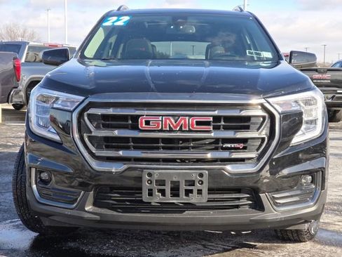 Used 2022 GMC Terrain AT4 image 18