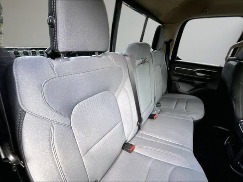 Used 2020 RAM 1500 Big Horn AWD/4WD image 25