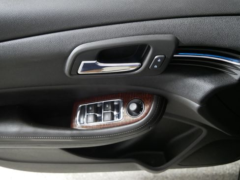 Used 2013 Chevrolet Malibu LT FWD image 19