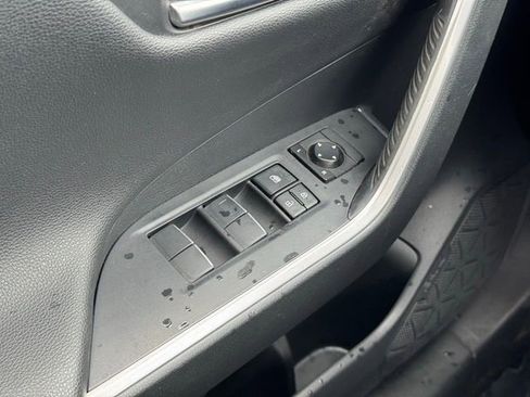 Used 2019 Toyota RAV4 Limited w/ Cold Weather Package image 32