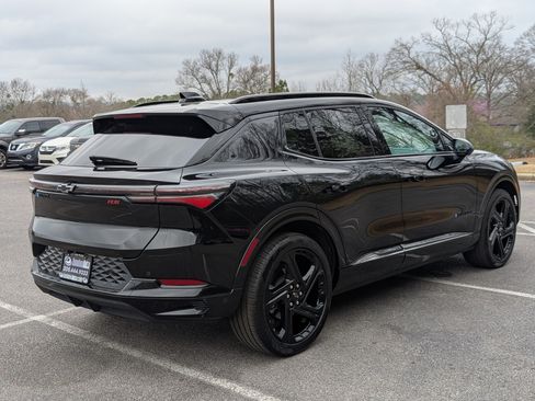 Used 2024 Chevrolet Equinox EV RS image 9