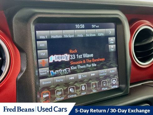 Used 2022 Jeep Wrangler Unlimited Rubicon w/ Safety Group AWD/4WD image 17