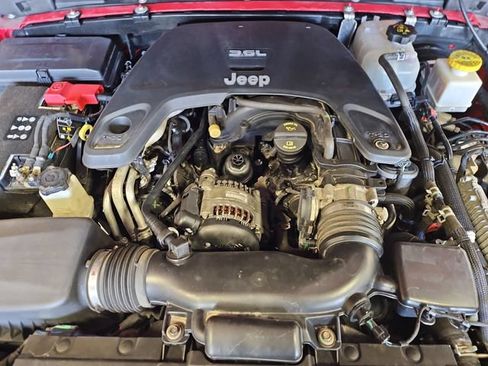 Used 2020 Jeep Gladiator Sport w/ Trailer Tow Package AWD/4WD image 22