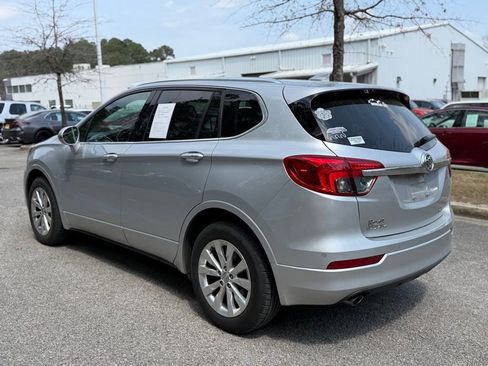 Used 2018 Buick Envision Essence image 2
