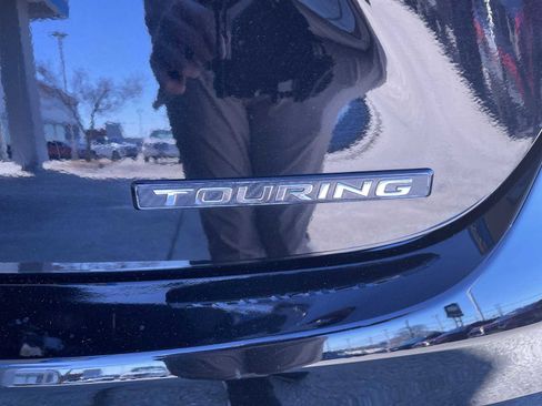 Used 2016 Toyota Avalon Touring image 27