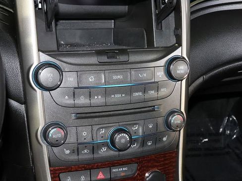 Used 2013 Chevrolet Malibu LTZ FWD image 19