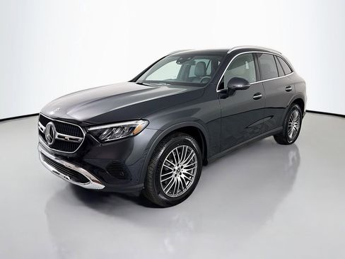 Used 2026 Mercedes-Benz GLC 300 4MATIC image 1