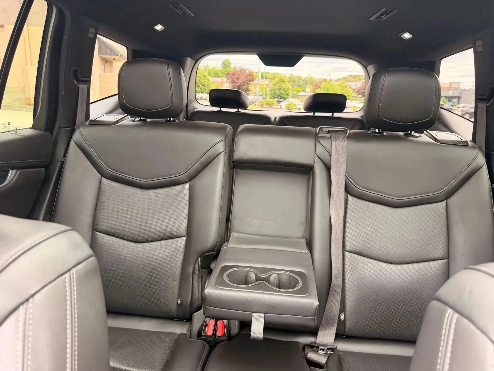 Used 2023 Cadillac XT6 Premium Luxury FWD image 21
