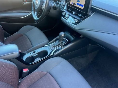 Used 2024 Toyota Corolla SE w/ SE Premium Package image 17