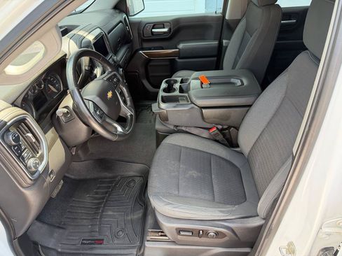 Used 2020 Chevrolet Silverado 1500 LT w/ All-Star Edition AWD/4WD image 8
