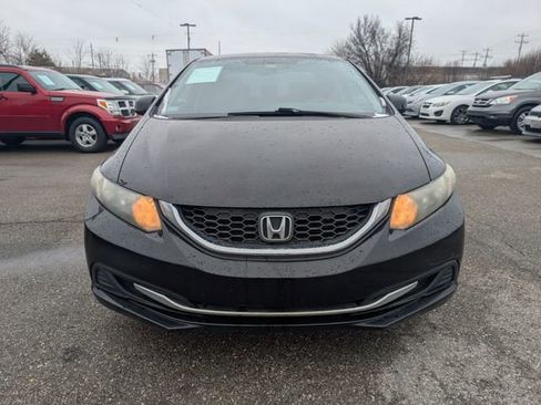 Used 2013 Honda Civic LX image 2