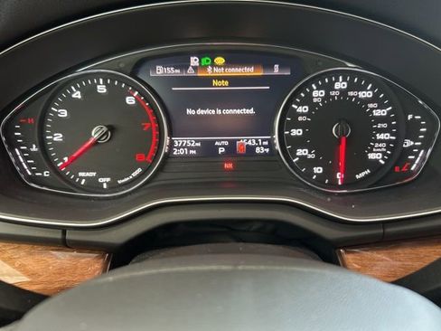 Used 2023 Audi Q5 2.0T Premium w/ Convenience Package image 10