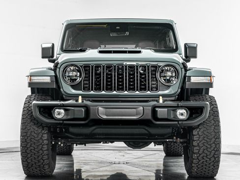 Used 2024 Jeep Wrangler Unlimited Rubicon 392 AWD/4WD image 4
