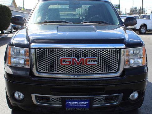 Used 2010 GMC Sierra 1500 Denali image 8