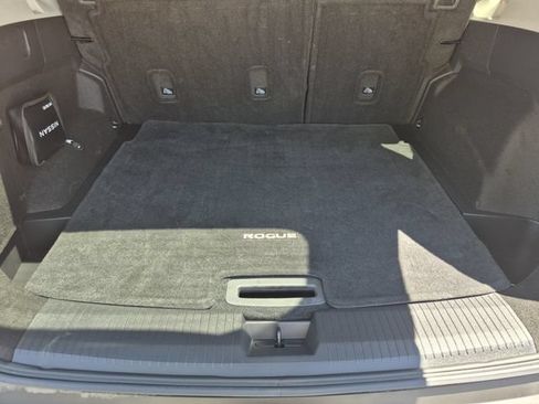 Certified 2023 Nissan Rogue SV FWD image 23
