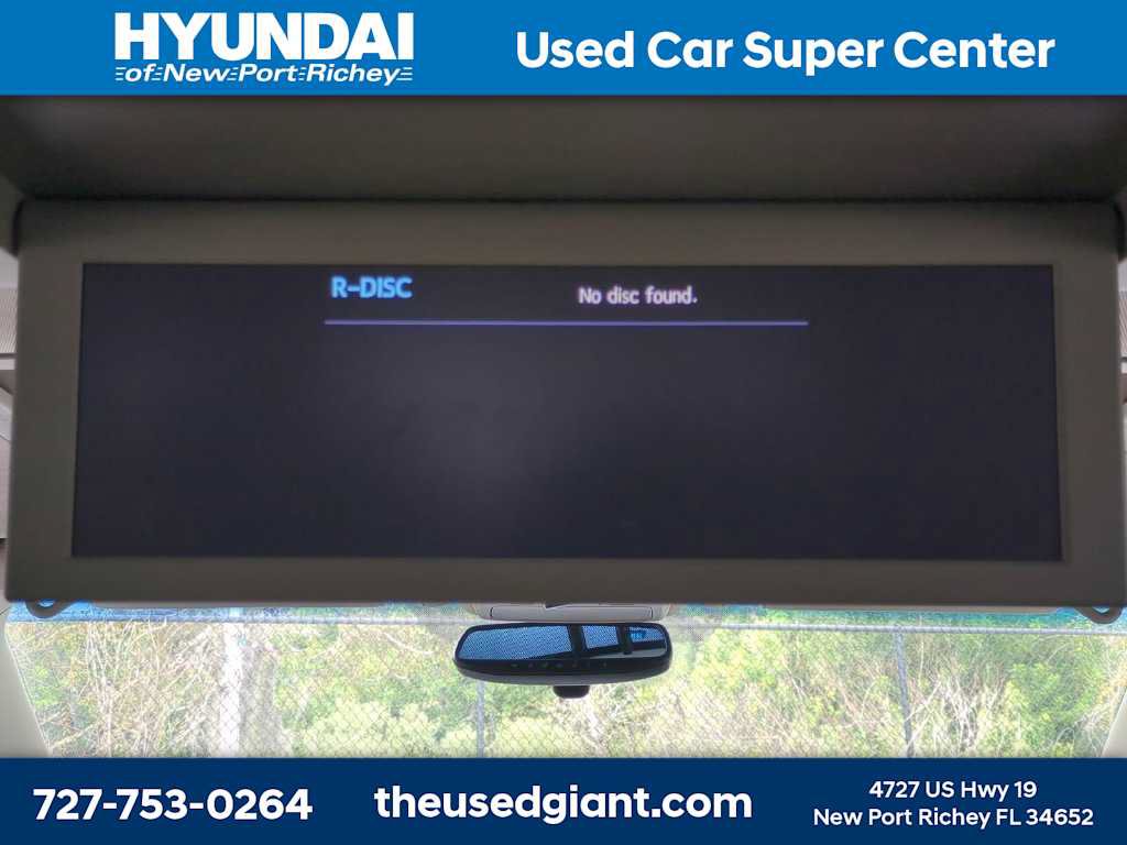 Used 2015 Toyota Sienna Limited Premium w/ Advanced Technology Package FWD image 16