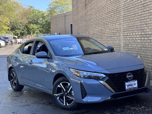 New 2025 Nissan Sentra SV image 2