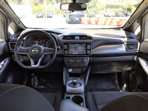 Used 2025 Nissan Leaf S FWD image 22
