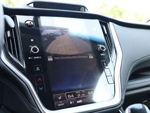 Used 2020 Subaru Outback Limited AWD/4WD image 14