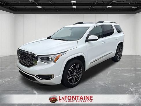 Used 2019 GMC Acadia Denali w/ Technology Package AWD/4WD image 1