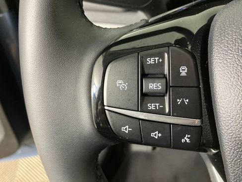 Certified 2024 Ford Escape SE image 17