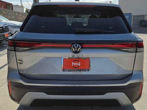 Certified 2026 Volkswagen Tiguan S FWD image 8