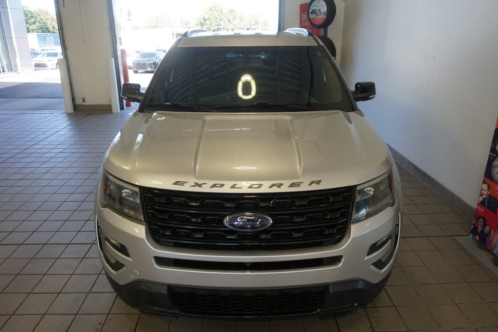 Used 2016 Ford Explorer Sport w/ Equipment Group 401A AWD/4WD image 15