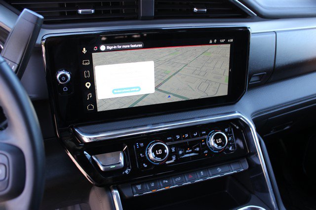 Used 2025 GMC Sierra 2500 Denali w/ Technology Package AWD/4WD image 12
