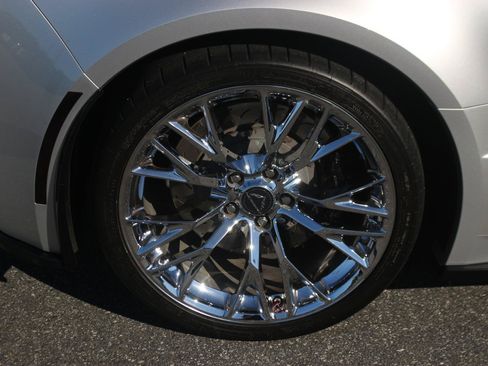 Used 2019 Chevrolet Corvette Z06 RWD image 37