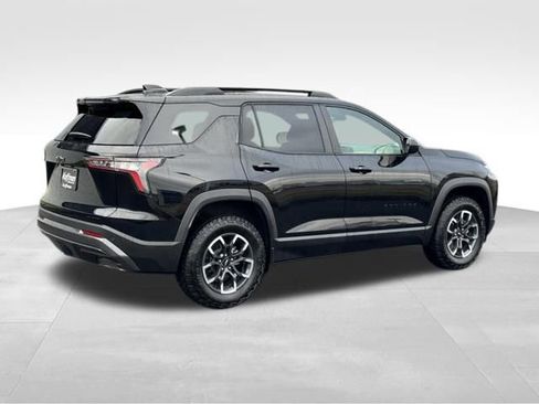 Used 2025 Chevrolet Equinox ACTIV image 3