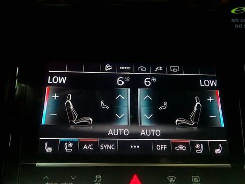 Used 2024 Audi Q8 e-tron Premium Plus w/ Premium Plus Package AWD/4WD image 68