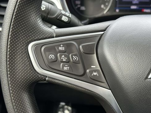 Used 2023 Chevrolet Equinox LS w/ LS Convenience Package image 18