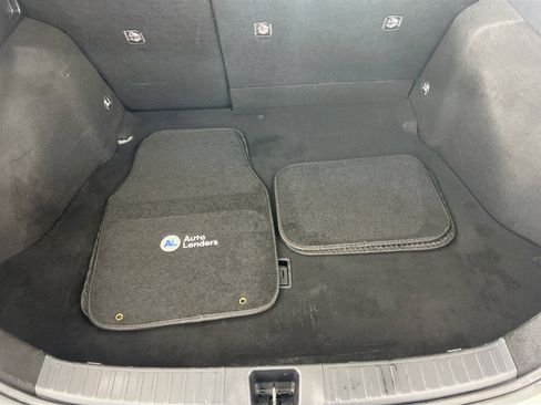 Used 2022 Toyota Prius XLE w/ Premium Convenience Package image 24