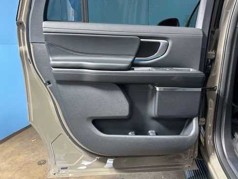 New 2026 Ford Expedition Max Platinum AWD/4WD image 39