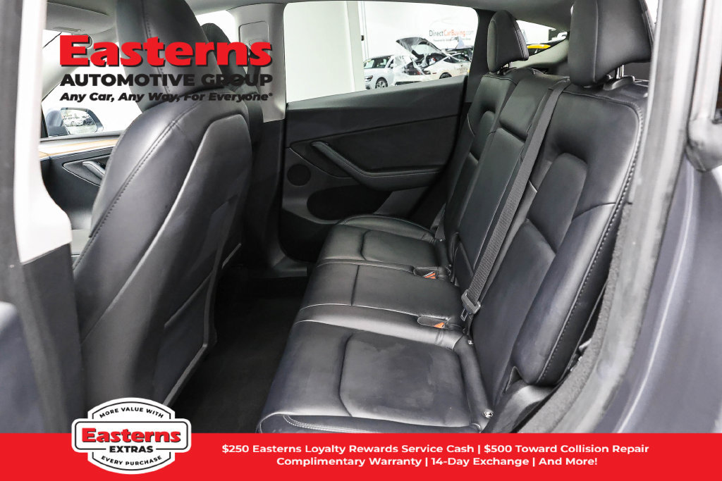 Used 2023 Tesla Model Y Performance AWD/4WD image 18