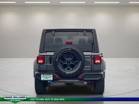 Used 2023 Jeep Wrangler Unlimited w/ Convenience Group AWD/4WD image 5