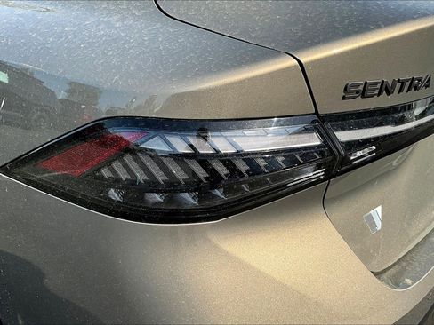 New 2026 Nissan Sentra SL FWD image 15
