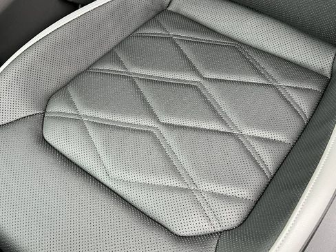 New 2026 Volkswagen Atlas Peak Edition AWD/4WD image 15