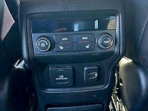 Used 2019 GMC Acadia Denali w/ Technology Package image 25