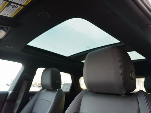 New 2026 Land Rover Range Rover Evoque S image 15